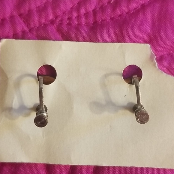 *Sold* Vintage Earring Lot of 4 - Picture 4 of 10